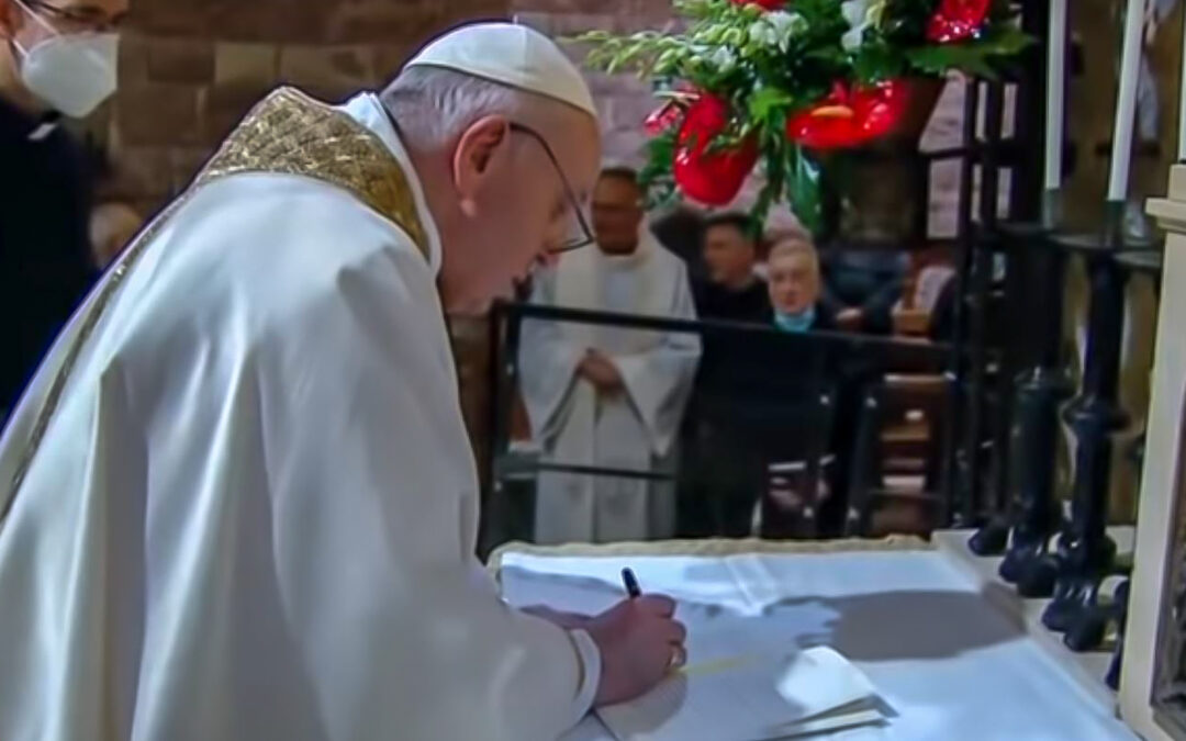 Ukraine: pour le Pape, «celui qui fait la guerre, oublie l’humanité»